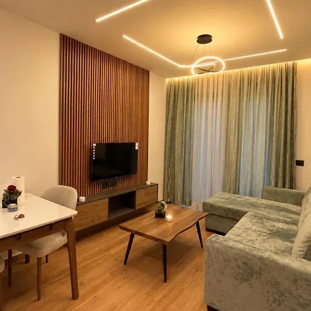 Ndr 2 * Tirana